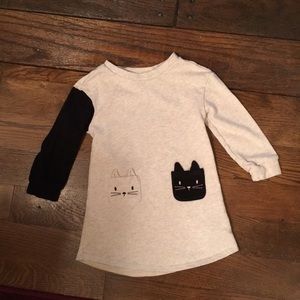 Baby Gap cat pocket sweatshirt tunic